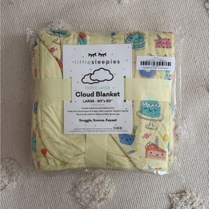 Little Sleepies Frosted Fun Cloud Blanket